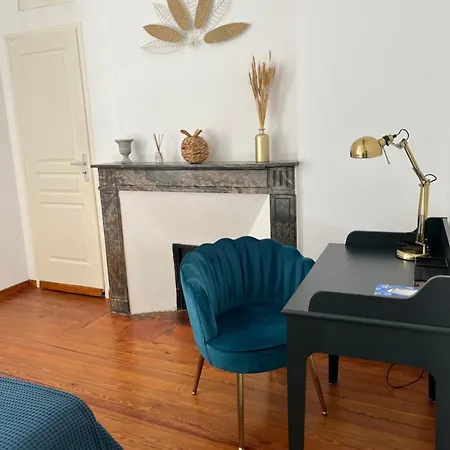 Les Carmes - Centre Apartman *